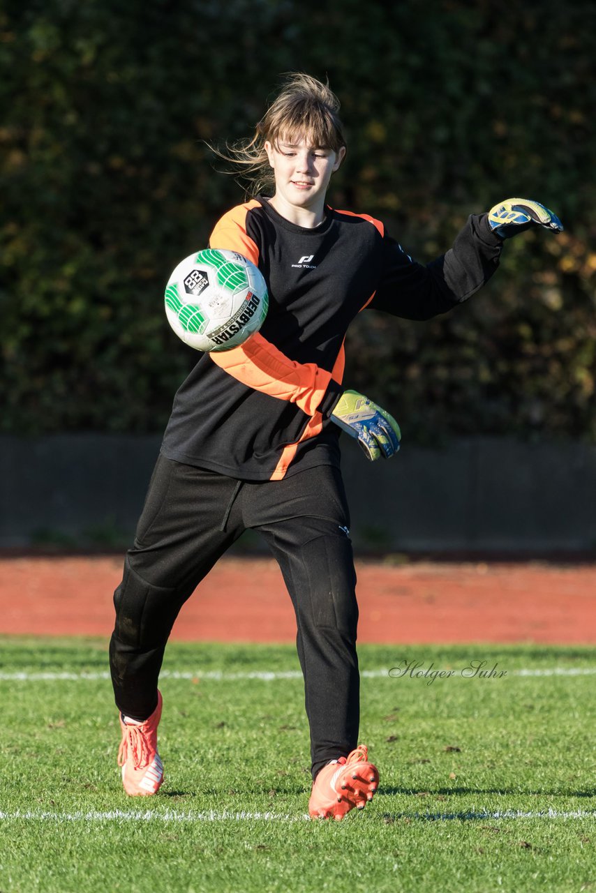 Bild 223 - C-Juniorinnen Kaltenkirchener TS - TuS Tensfeld : Ergebnis: 8:1